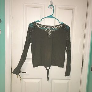 -bell sleeve cropped blouse-